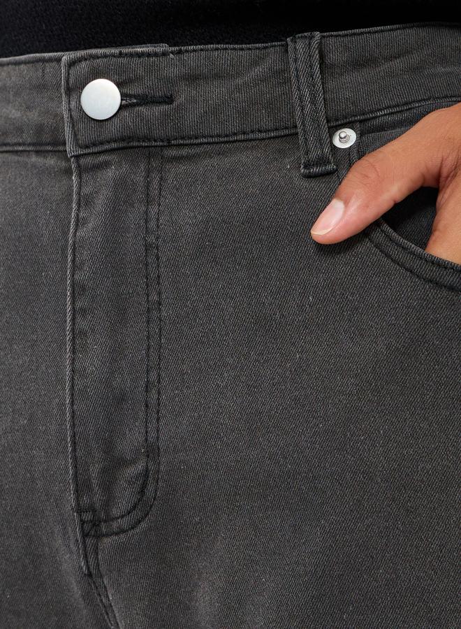 Styli Men Grey Loose Fit Jeans - Image 2